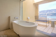 【オーシャンリゾートホテル&スパ うみんぴあ】客室：オーシャンホライゾン スイート