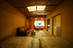 ■東館ベッド付和室■バス、トイレ付【禁煙ルーム】※お子様不可