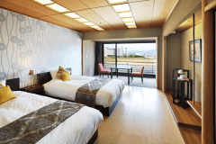 川側和モダンベッドルーム