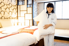 【着用例：Mサイズ身長120ｃｍ】お子様用のパジャマもご用意。数に限りあり先着順。S身長90～105cm、M身長105～120cm、L身長120～130cm