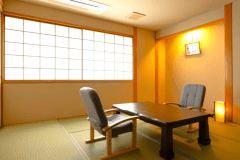 和室10畳「萌木」