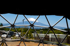 グランピングドームテント