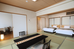 【禁煙】東館和洋室8畳+6畳+DK ツイン（バス・トイレ付）