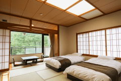 西館の角部屋からは蔵王連邦が一望できます。