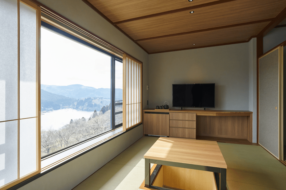 和心亭豊月 | 芦ノ湖と二子山一望の「角部屋数寄屋和室」(半露天風呂