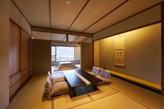 芦ノ湖一望の広めの「数寄屋和室」(TYPE 2)