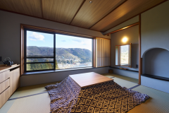 芦ノ湖一望の広めの「数寄屋和室」(TYPE 2) 芦ノ湖一望の広めの「数寄屋和室」(TYPE 2)
