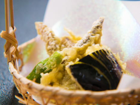 ◆和会席◇天ぷら◆サクっとした衣の中には、甘みたっぷりの野菜など♪
