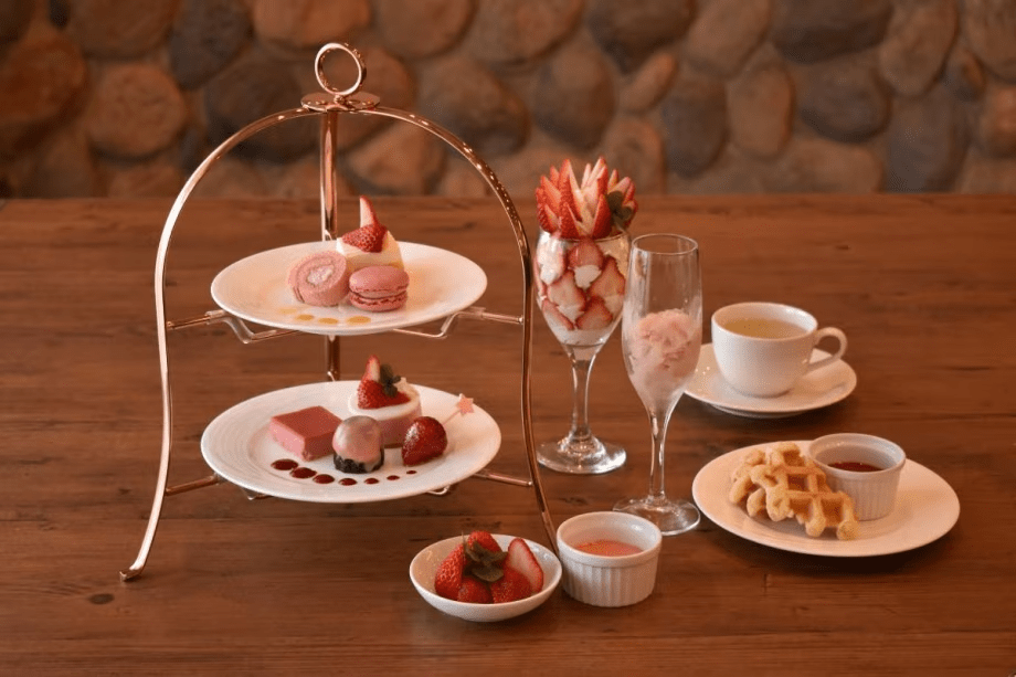 期間限定！苺のアフタヌーンティー