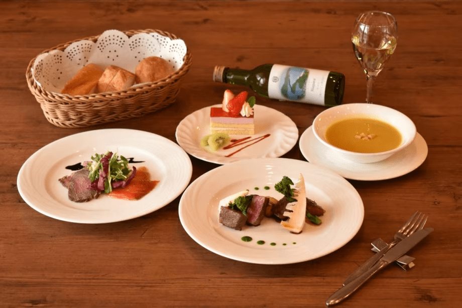 春のお肉コース　メインは和牛をつかったフレンチ★