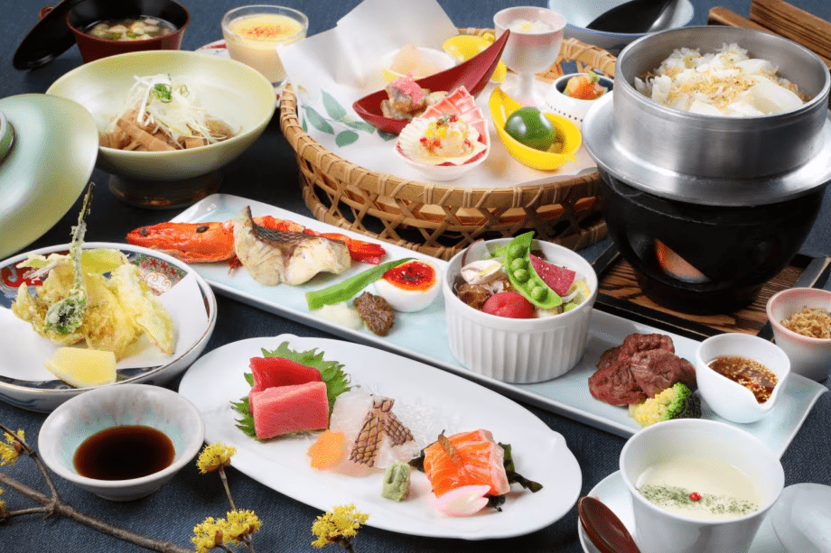 [One night stay with two meals included] Chef's recommendation: A Kaiseki meal to delight both the eyes and the palate - Kakayama Standard Course 2026/4/1～