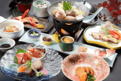 [One night stay with two meals included] Chef's recommendation: Kakayama Kaiseki course to delight your eyes and taste buds. Deluxe course from 2026/4/1～