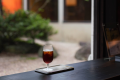 花かんざし内に構えるカフェ。
日替わりでご用意するこだわりのスペシャルティコーヒーやお抹茶などのお飲み物、甘味などをご用意しております。