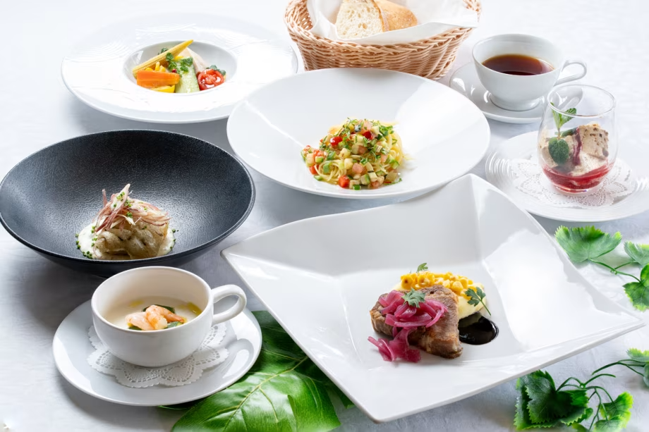 【強羅 風の音】▼2025夏 カジュアル夕食コース<ラーゴ-Lago->(6月~8月) 【強羅 風の音】▼2025夏 カジュアル夕食コース<ラーゴ-Lago->(6月~8月)