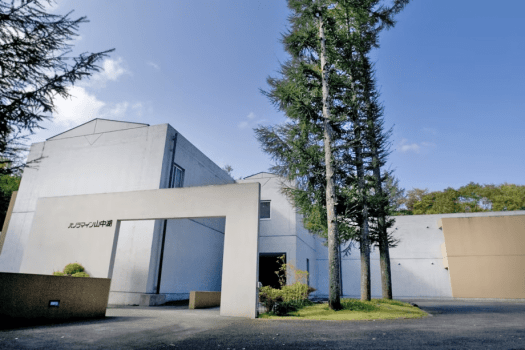 【パノラマイン山中湖】世界遺産・富士山を望む山中湖の湖畔に佇む 静寂に包まれた宿