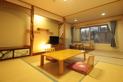 和室10畳＋広縁＜シャワー・トイレ付＞