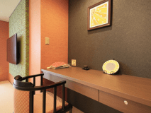 ＜日～NICHI～＞和室ツインシモンズのセミダブルベット＋シャワールーム付