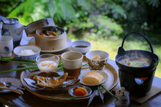 湯けむりの町でいただく、やさしい団子汁の朝ごはん 湯けむりの町でいただく、やさしい団子汁の朝ごはん
