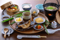 Breakfast Plan Featuring Oita Local Dishes (&ldquo;Ryukyu&rdquo; Marinated Fish, Dango-jiru & Hell-Steamed Cuisine) with a Milky Blue Open-Air Hot Spring