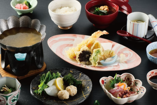 【天婦羅御膳】サクサク揚げたての季節の天婦羅と、当館オリジナルのレモン鍋を贅沢に 【天婦羅御膳】サクサク揚げたての季節の天婦羅と、当館オリジナルのレモン鍋を贅沢に