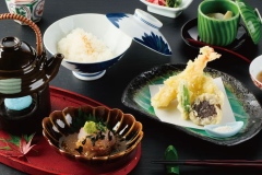 【鯛胡麻お刺身御膳】■平日10食限定■胡麻だれと料理長こだわりの出汁を合わせた自慢の逸品！