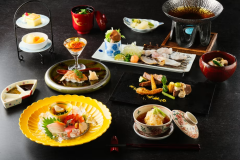 【女性・シニアの方に人気Nｏ.1（部屋食）】＜量より質を重視した特別献立＞料理長がこだわる“少量美食会席”