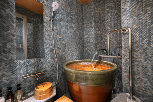 Twim room with Jinya view