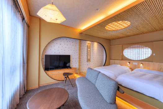 Twim room with Jinya view