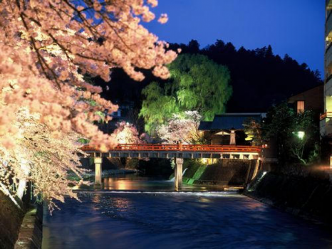 春の飛騨高山【中橋】