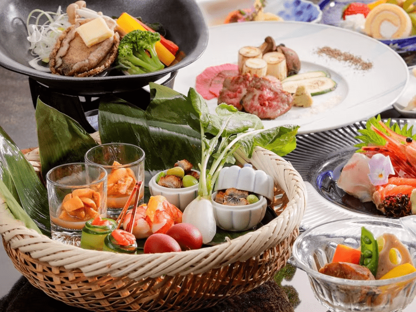 涼味と滋味が調和する【夏の料理長特別会席】鱧しゃぶと鮑陶板、福島牛網焼きを含む全11品≪個室確約≫