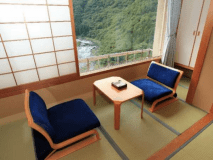 【和室・40平米】 12畳＋広縁　≪川音・渓谷ビュー≫