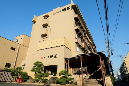 外観（昼）