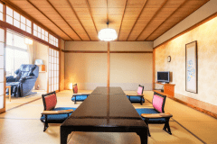 広々和室 15畳 マッサージチェアWiFi空気清浄機
