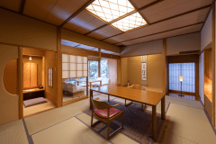 【禁煙】天然温泉半露天風呂付き客室「夕霧」：和室12帖＋ベッドルーム