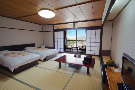 [Japanese-style room 12.5 tatami mats + twin bed] Free Wi-Fi