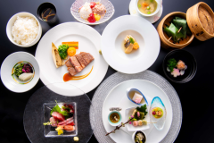 This is our inn's creative cuisine.
Enjoy a luxurious moment on your special day. Our creative cuisine is based on Japanese cuisine, and we pay close attention to the tableware so that you can enjoy it not only with your eyes, but also with its taste.