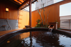 【別館露天風呂付き客室】