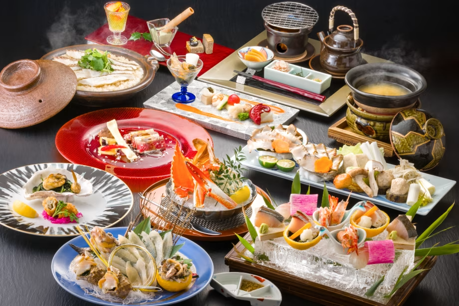 ■premium会席■当館料理長が贈る、至高の美味の競宴がここに。(イメージ一例) ■premium会席■当館料理長が贈る、至高の美味の競宴がここに。(イメージ一例)