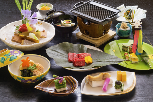 【花兆庵基本会席 イメージ】旬の野菜と新鮮な魚介を組み合わせ、季節と技にこだわりご用意いたします