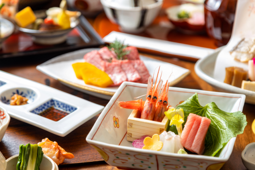 【お料理イメージ】豊かな自然から生まれた飛騨の滋味。その魅力をより惹きたてるお料理でお届けします。
