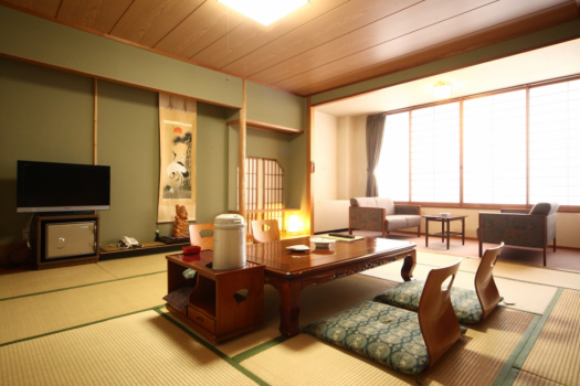 禁煙　ゆったりと寛げる和室のお部屋・バス・シャワートイレ付
