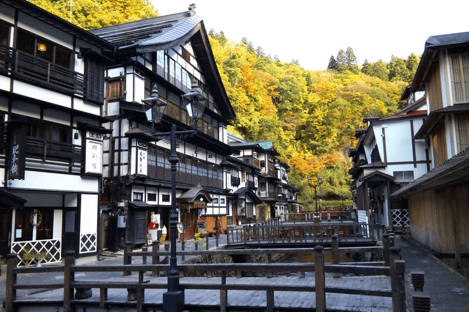秋の銀山温泉 秋の銀山温泉