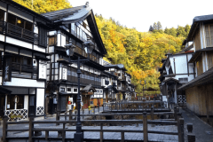 秋の銀山温泉