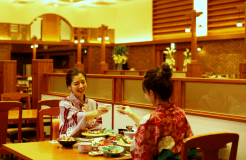 ダイニング六界