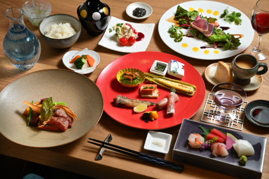 【夕食一例】豊かに富んでいる福島の食材にこだわったコース料理。あっ。と笑顔になるような美味しさの料理