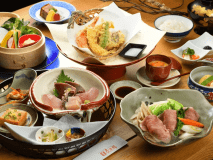 【同級会・忘新年会に】～個室で楽しむ「富コース」～