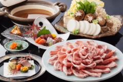 大阪府唯一のブランド豚「川上さん家の犬鳴豚」を使った特製犬鳴ポーク鍋です。