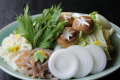 犬鳴ポークとの相性が抜群の泉州玉葱＆水菜と新鮮な野菜。