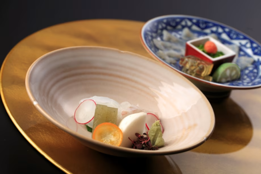 季節会席イメージ：旬の素材の旨味を引き立てながら、料理人が一品一品仕上げております。