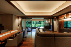 【露天風呂付・庭園側】大谷山荘スイート：館内で唯一、サウナ･露天風呂･水風呂を備えたスイートルーム。